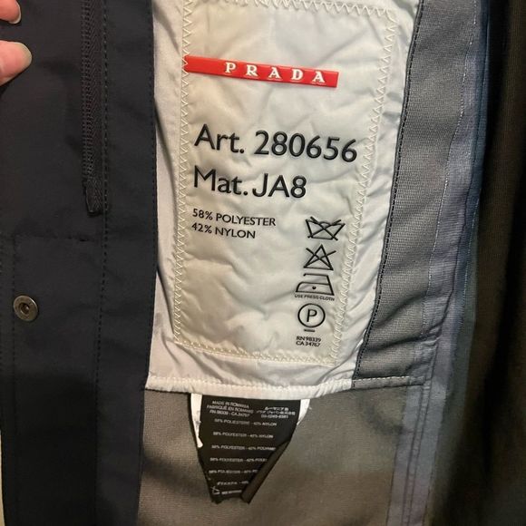 PRADA Gore-Tex trench coat - navy blue - Picture 3 of 16